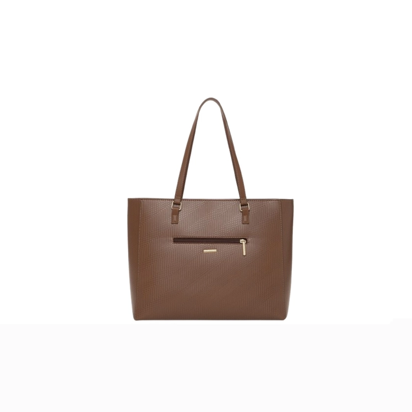 Na foto, temos uma linda Bolsa Tote Feminina Rafitthy Trama Café, com textura elegante e bolsos internos e externos para organização. Suas medidas (32x27x13 cm) e o material sintético leve com forro em poliéster tornam-na perfeita para o dia a dia.