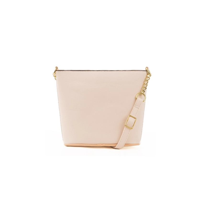 A mini bolsa feminina Rafitthy na cor Milk Off White com detalhes dourados é um acessório que irradia elegância e estilo. Seu design compacto proporciona praticidade sem comprometer o charme, permitindo que você carregue seus itens essenciais com facilidade. Os detalhes dourados adicionam um toque de luxo e refinamento, contrastando de forma sutil com o tom off white da bolsa. Versátil e sofisticada, esta mini bolsa é perfeita para diversas ocasiões, desde eventos formais até encontros casuais. Fabricada com a qualidade excepcional da Rafitthy, esta bolsa é uma escolha requintada para mulheres que apreciam acessórios que combinam funcionalidade e elegância.