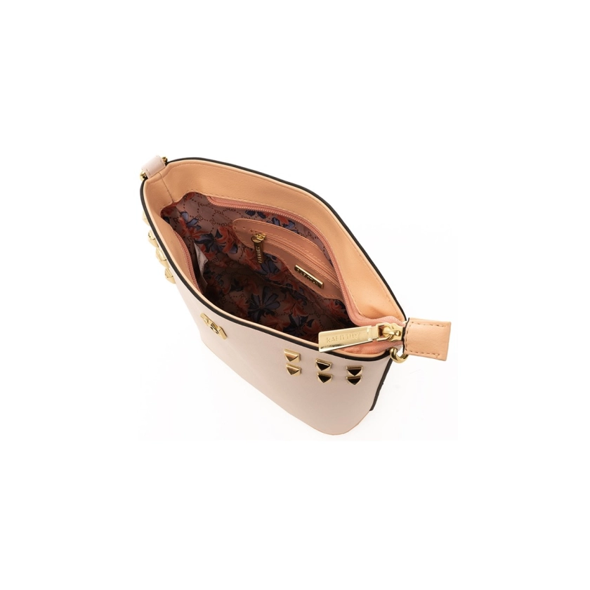 A mini bolsa feminina Rafitthy na cor Milk Off White com detalhes dourados é um acessório que irradia elegância e estilo. Seu design compacto proporciona praticidade sem comprometer o charme, permitindo que você carregue seus itens essenciais com facilidade. Os detalhes dourados adicionam um toque de luxo e refinamento, contrastando de forma sutil com o tom off white da bolsa. Versátil e sofisticada, esta mini bolsa é perfeita para diversas ocasiões, desde eventos formais até encontros casuais. Fabricada com a qualidade excepcional da Rafitthy, esta bolsa é uma escolha requintada para mulheres que apreciam acessórios que combinam funcionalidade e elegância.