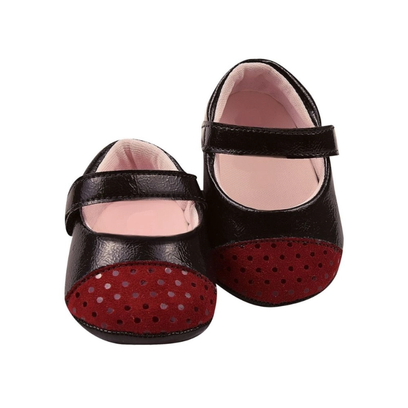 Na foto temos uma linda sapatilha para bebês, super confortável, leve e respirável na cor preta com detalhes em poátrazendo um charme para o look da sua princesa, Vem conferir! 