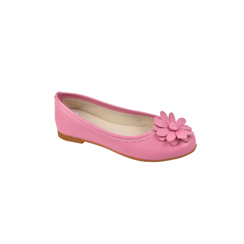 Na imagem temos uma linda sapatilha na cor rosa com um lindo detalhe de margarida, confortavél perfeita para o dia dia das pequenas