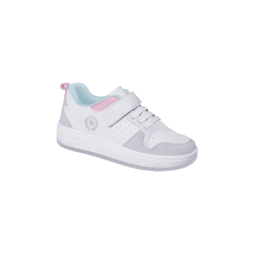 Na imagem temos o Tênis Infantil Feminino Ortopé Bliss Branco, a escolha ideal para as pequenas que buscam estilo e conforto no dia a dia. Com cabedal em polímero, este tênis garante resistência e durabilidade. A palmilha Gravidade Zero proporciona um conforto excepcional aos pés, enquanto o solado TR emborrachado oferece maior aderência e segurança. O fecho com cadarço elástico e fita aderente facilita o calce e ajusta perfeitamente ao pé. Com mais de 50 anos de história, a Ortopé continua a inovar e oferecer calçados que cuidam do bem-estar das crianças. Escolha Ortopé para qualidade e conforto inigualáveis!