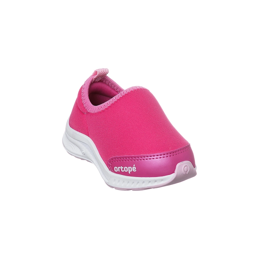 Na imagem temos um lindo tênis infantil feminino Ortopé calce fácil todo na cor rosa pink.