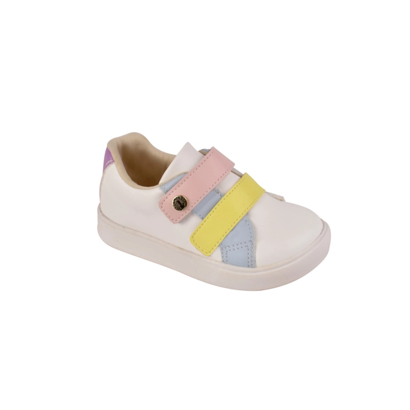 Na imagem temos um lindo tênis na cor colorido rosa, com fecho duplo aderente, confortável, acolchoado perfeito para os pézinhos delicados das pequenas