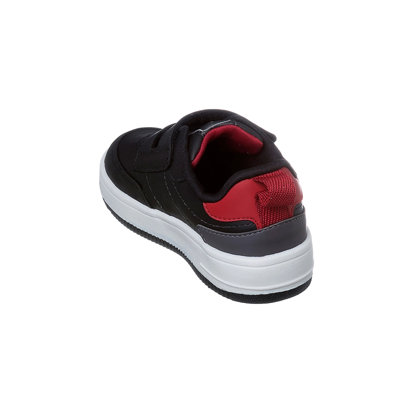 Na imagem temos um lindo tênis infantil masculino Ortopé nas cores preto e branco. Com fecho duplo em fita aderente.