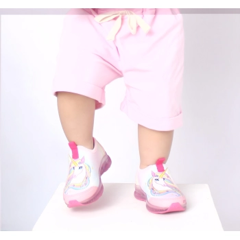 Tênis de Led Infantil Feminino Ortopé Power Light com estampa de unicórnio com calce fácil solado antiderrapante na cor pink