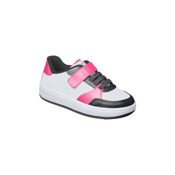 Nessa foto, temos um lindo Tênis Infantil Ortopé Bliss Teen Fita Aderente nas encantadoras cores Branco, Pink e Preto, uma adição elegante e vibrante aos looks das crianças. Este tênis, confeccionado em material polímero, destaca-se pelo seu design moderno e funcional. O forro em tecido com espuma no calcanhar proporciona conforto extra durante o uso, enquanto o cabedal com pequenos perfuros permite uma melhor respirabilidade dos pezinhos. A palmilha Gravidade Zero, feita com espuma de memória de expansão, absorve impactos ao caminhar. O solado em TR emborrachado é antiderrapante, proporcionando segurança e firmeza nos passos. O calce e ajuste são facilitados por fita aderente e cadarço elástico. Disponível nos tamanhos do 28 ao 36, este tênis é uma escolha versátil e estilosa para os pequenos. As dicas de cuidado recomendam a limpeza com pano úmido e sabão neutro, evitando alvejantes para preservar o calçado. Não é aconselhável lavar o tênis na máquina de lavar ou secadora. Explore também outros modelos de tênis infantil e encante-se com a qualidade e estilo da Ortopé.