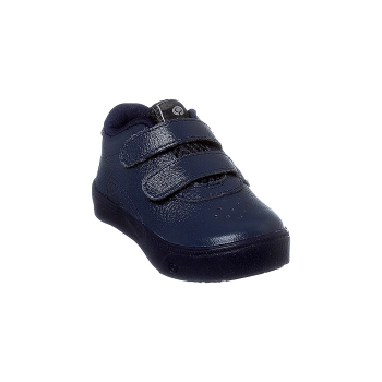 Na imagem temos um lindo tênis infantil Ortopé todo na cor azul marinho com calce prático através de duas tiras em velcro.