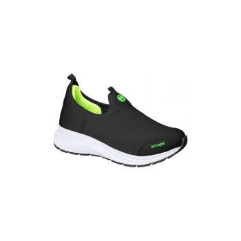 Na imagem, temos o Tênis Infantil Masculino Ortopé Flex Run Calce Fácil Preto/Amarelo. Este tênis é uma escolha ideal para meninos que buscam conforto e estilo. Com um design moderno e esportivo, é confeccionado com cabedal em tecido e polímero, garantindo leveza, durabilidade e ventilação adequada para os pés. O solado em TR emborrachado proporciona excelente aderência e estabilidade em diversas superfícies, oferecendo segurança durante as atividades diárias. A palmilha Gravidade Zero proporciona um conforto excepcional, absorvendo impactos e mantendo os pés confortáveis durante todo o dia. Disponível nos tamanhos 28 ao 36, este tênis é perfeito para acompanhar os meninos em todas as suas aventuras, combinando praticidade e estilo com seu sistema de calce fácil. Com sua combinação de preto e amarelo vibrante, é uma opção versátil que se adapta a diferentes ocasiões e looks.